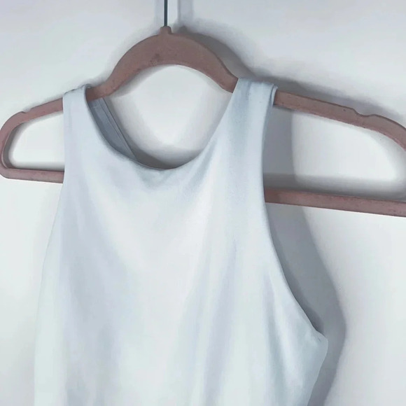 Athleta Conscious Crop Bra White Sports Bra High Neck Athleisure Size Small - Picture 3 of 7